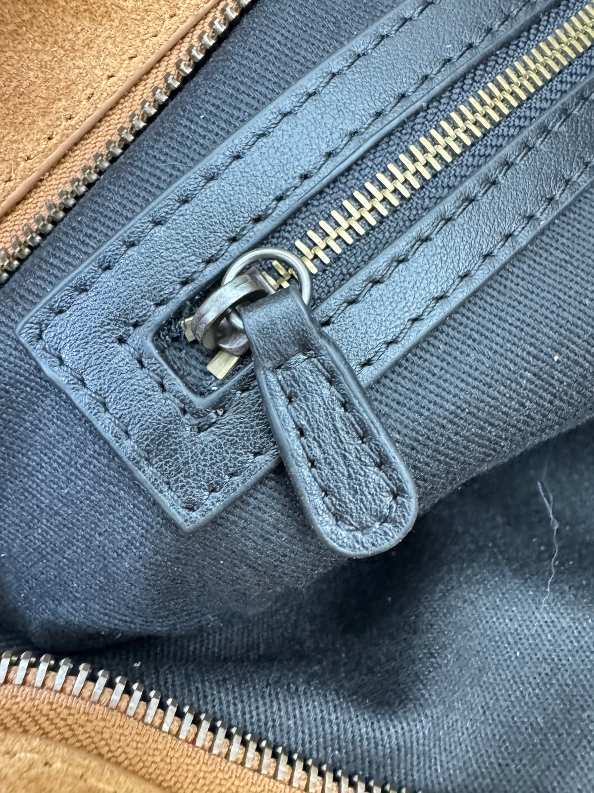 BALENCIAGA Le City Medium 焦糖麂皮