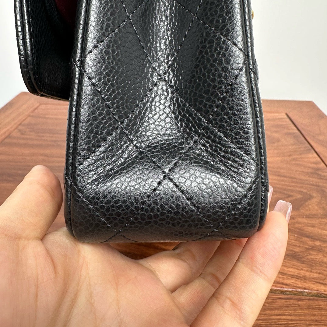 CHANEL CF25 黑金牛