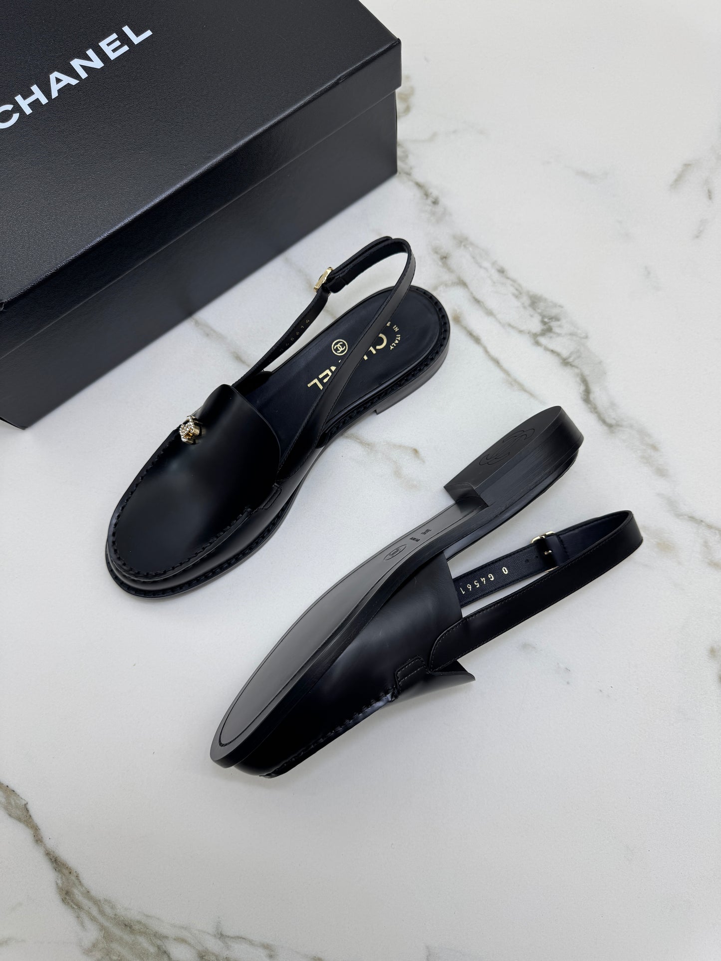 CHANEL 25P水鑽扣樂福Slingback
