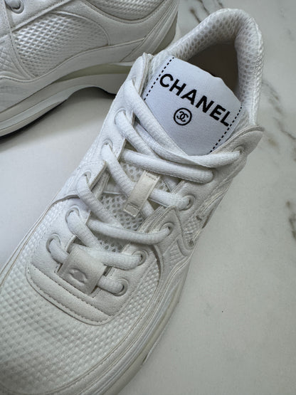 CHANEL 24S 純白運動鞋
