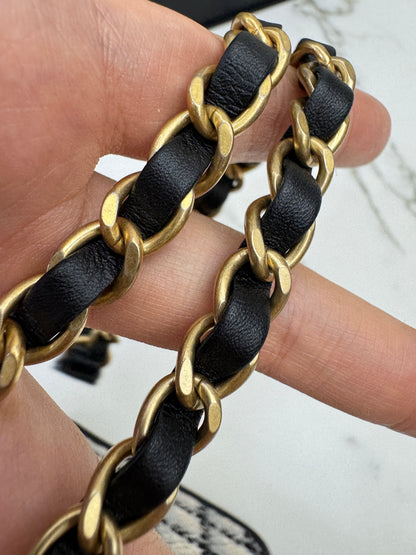 CHANEL 22K 郵差豆腐包 漸變Tweed