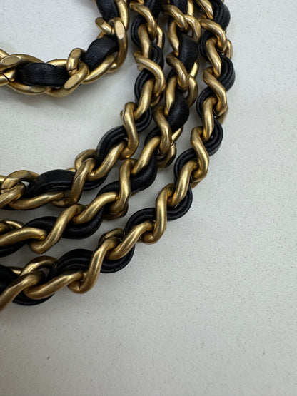 CHANEL 25K Mini 蝴蝶結包 綿羊皮