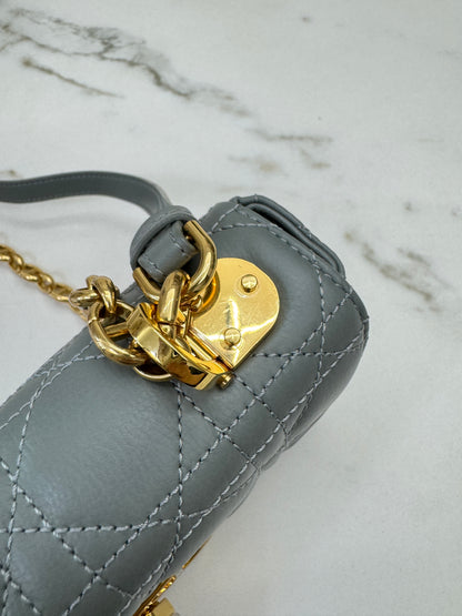 DIOR Caro Small 石灰色