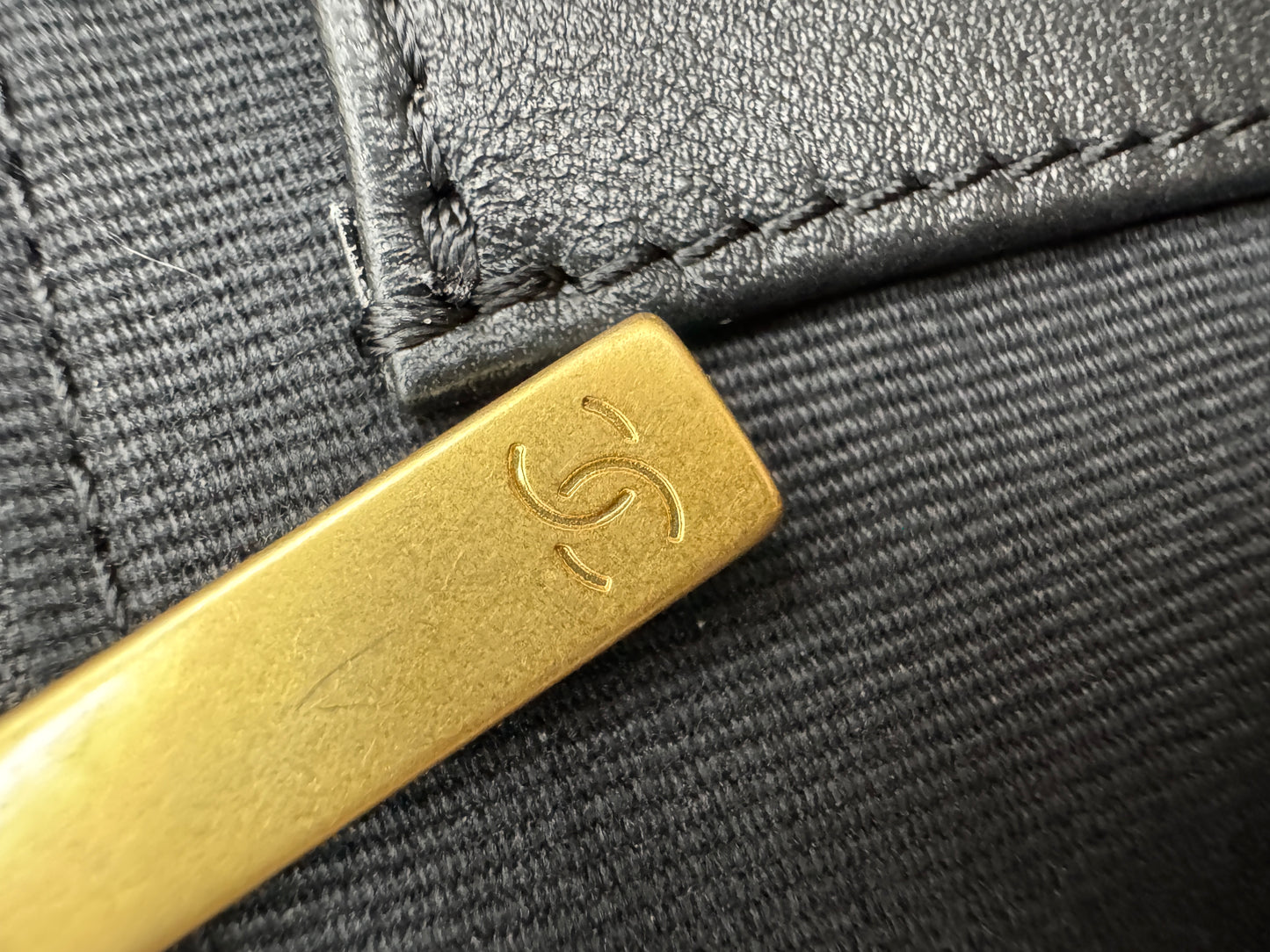 CHANEL 25S 兩用Hobo雙肩包 Medium