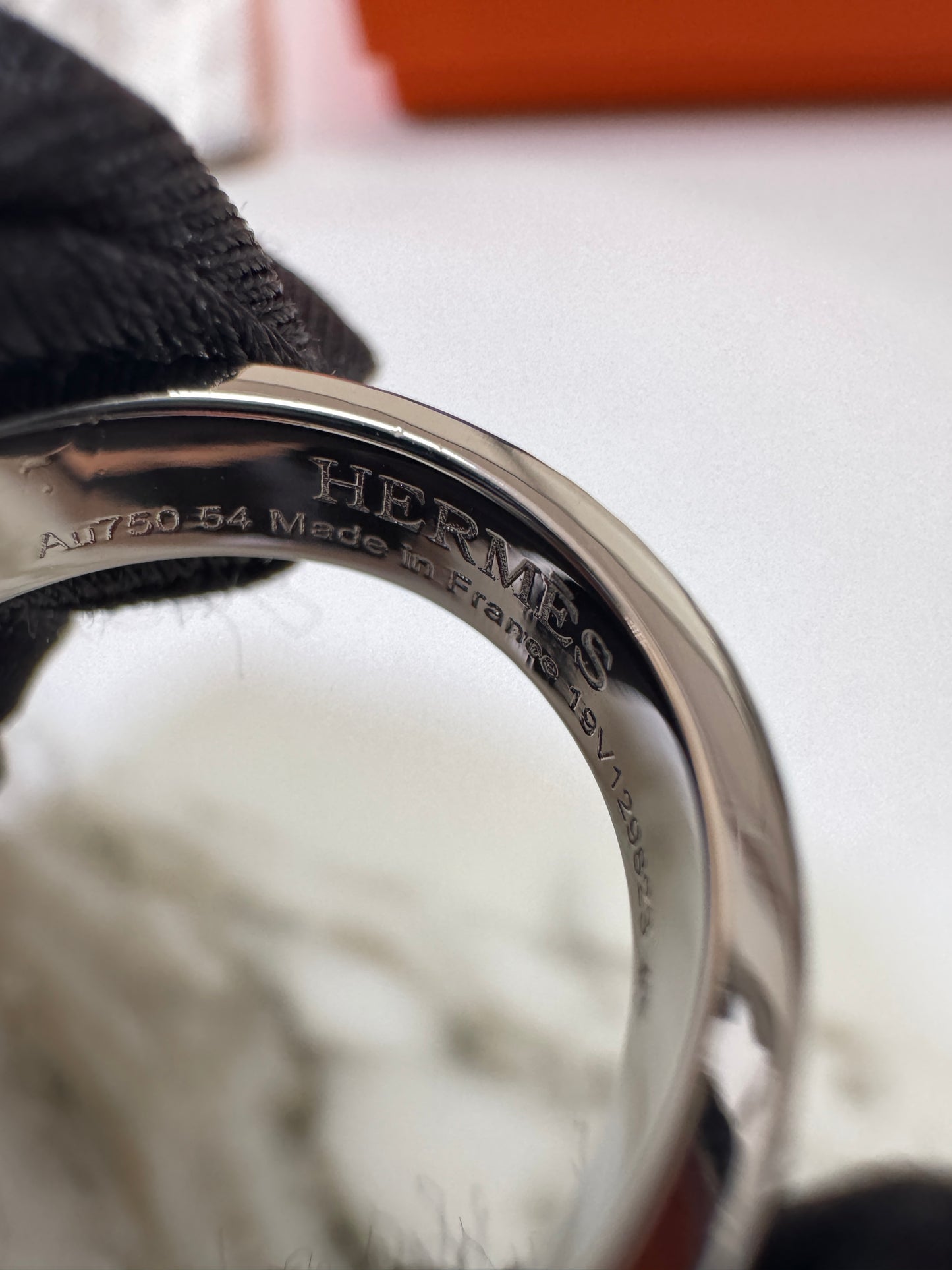 HERMES Kelly 滿鑽戒指 白金色