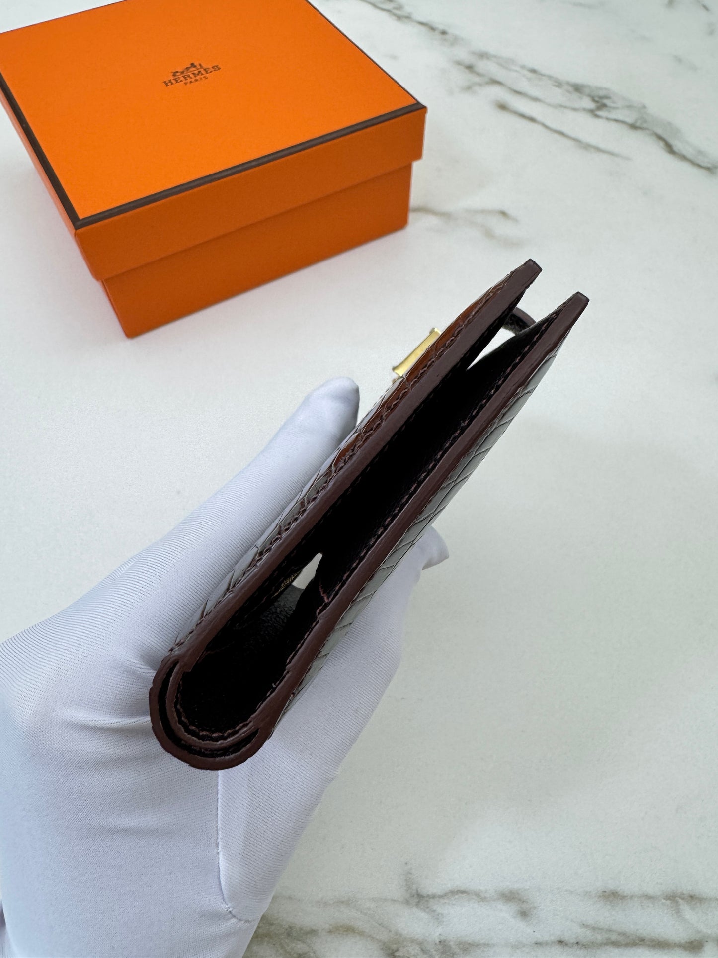 HERMES Bearn Wallet 亮面灣鱷 巧克力色 金扣 Porosus Crocodile Chocolate GHW