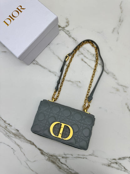 DIOR Caro Small 石灰色