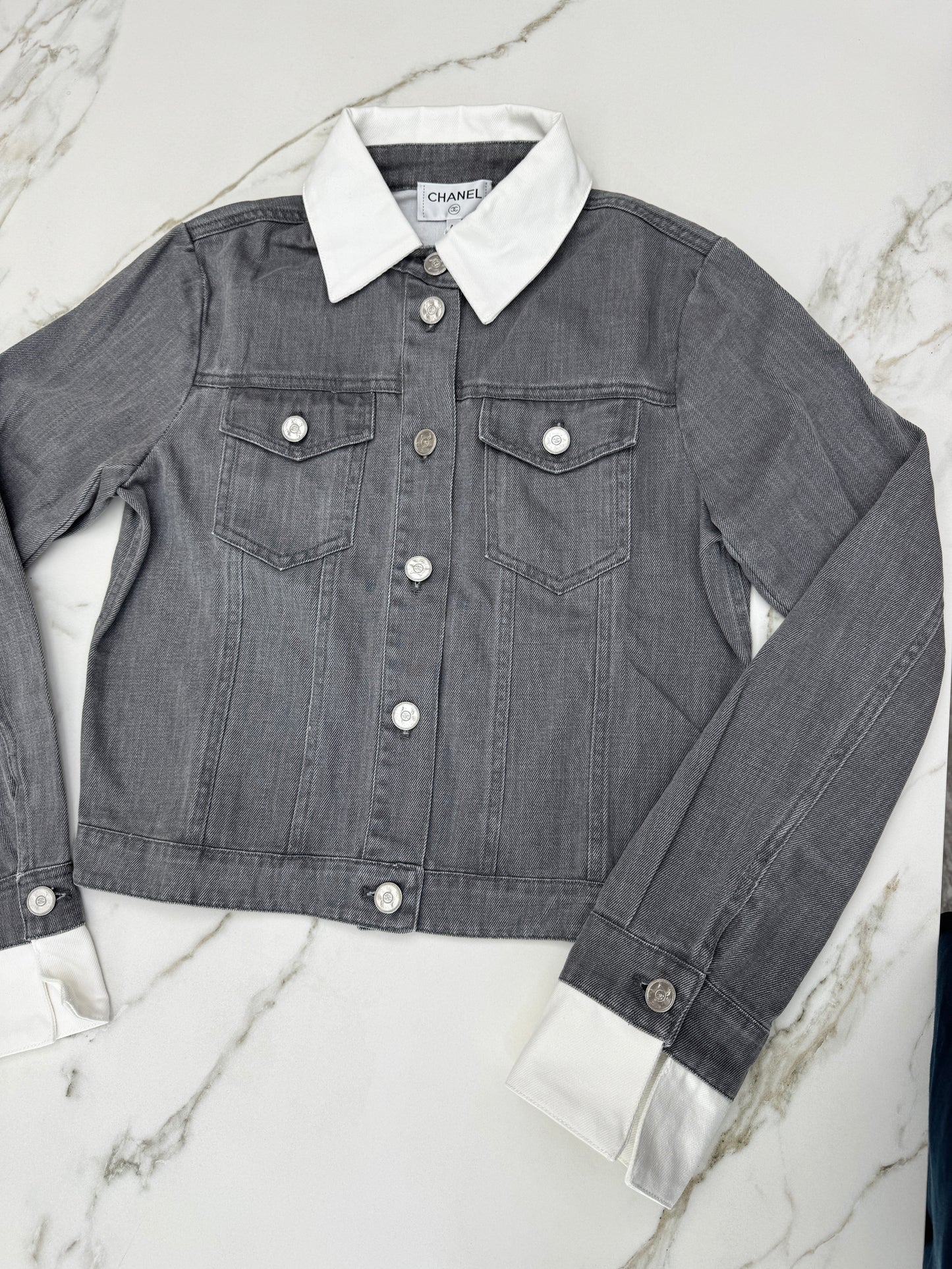 CHANEL 25P 灰色牛仔外套 Denim Jacket