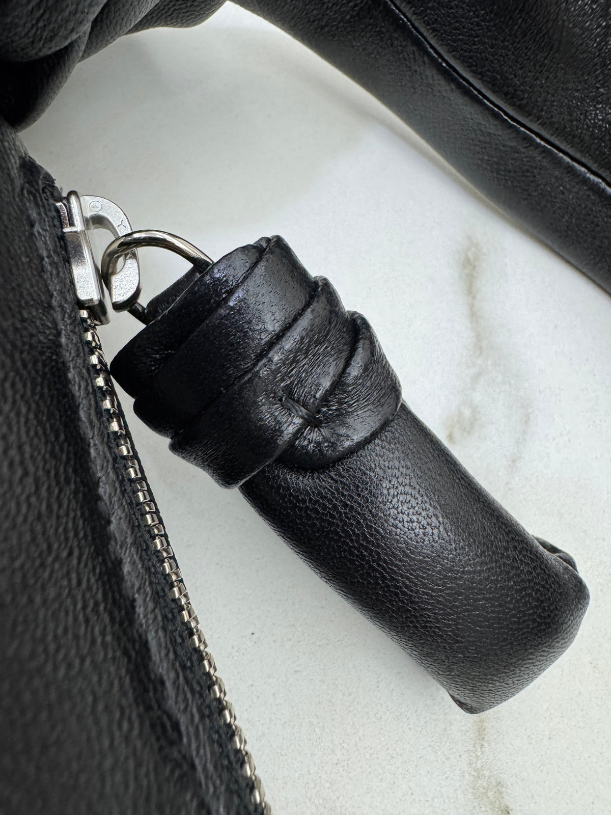 LEMAIRE Croissant Medium 牛角包羊皮 Lambskin