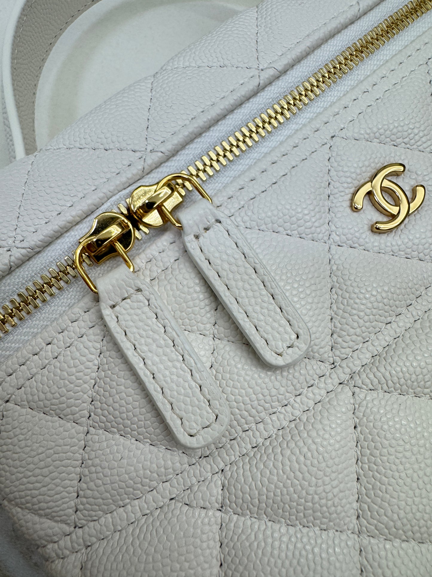 CHANEL 26S 新版腰線LP盒子包 Vanity