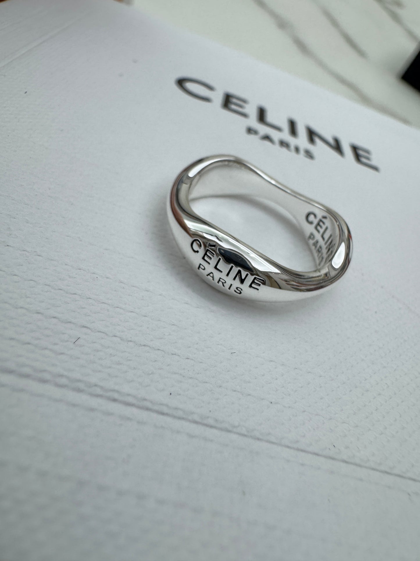 CELINE 銀色波浪戒指