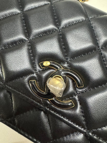 CHANEL woc 24A 琺瑯調節扣 羊皮 黑