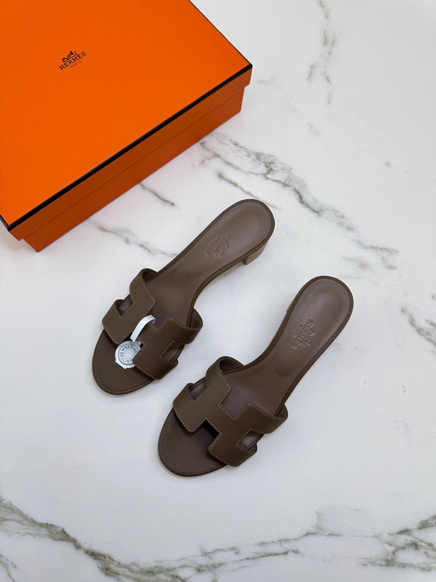 HERMES Oasis 大象灰 Etoupe