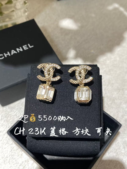 CHANEL 耳夾款
