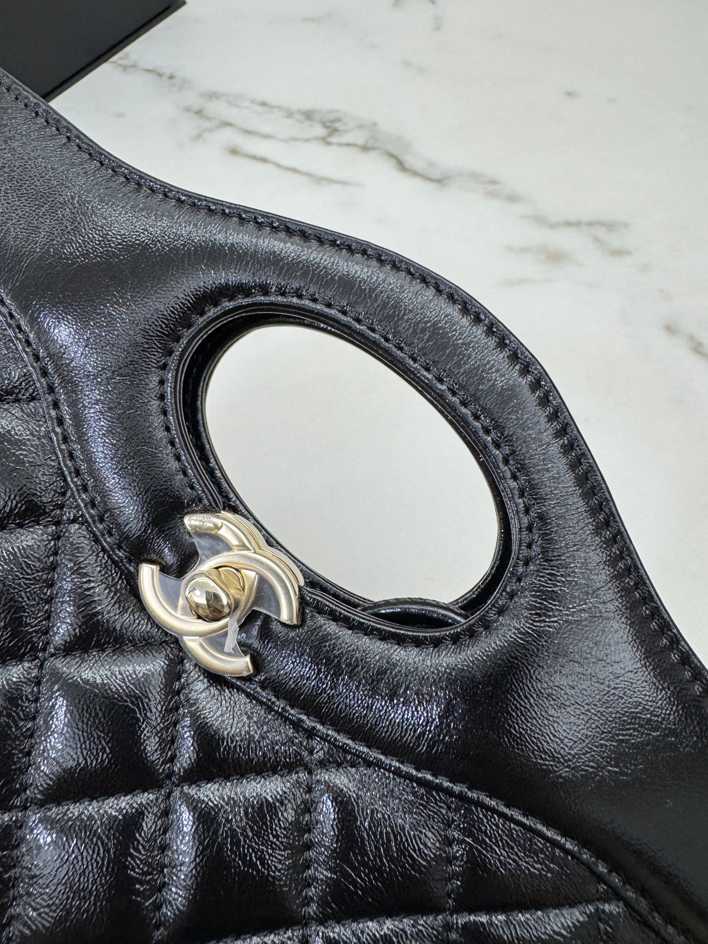 CHANEL Mini 31 Bag 油蠟羊皮（新版）