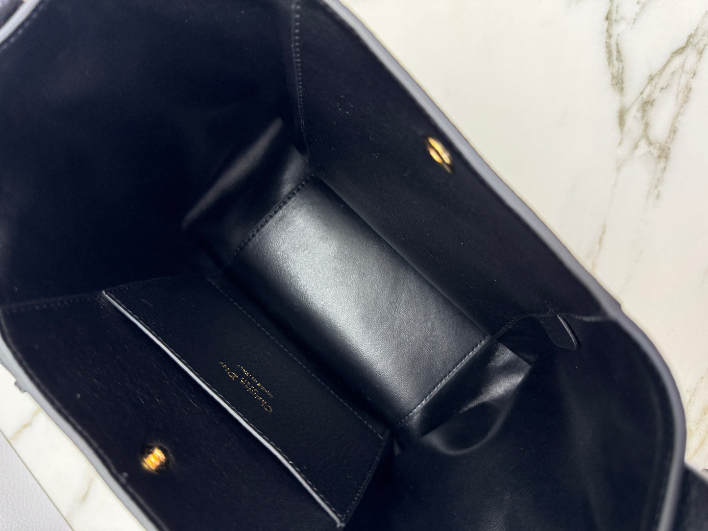 DIOR Signature 全皮小水桶