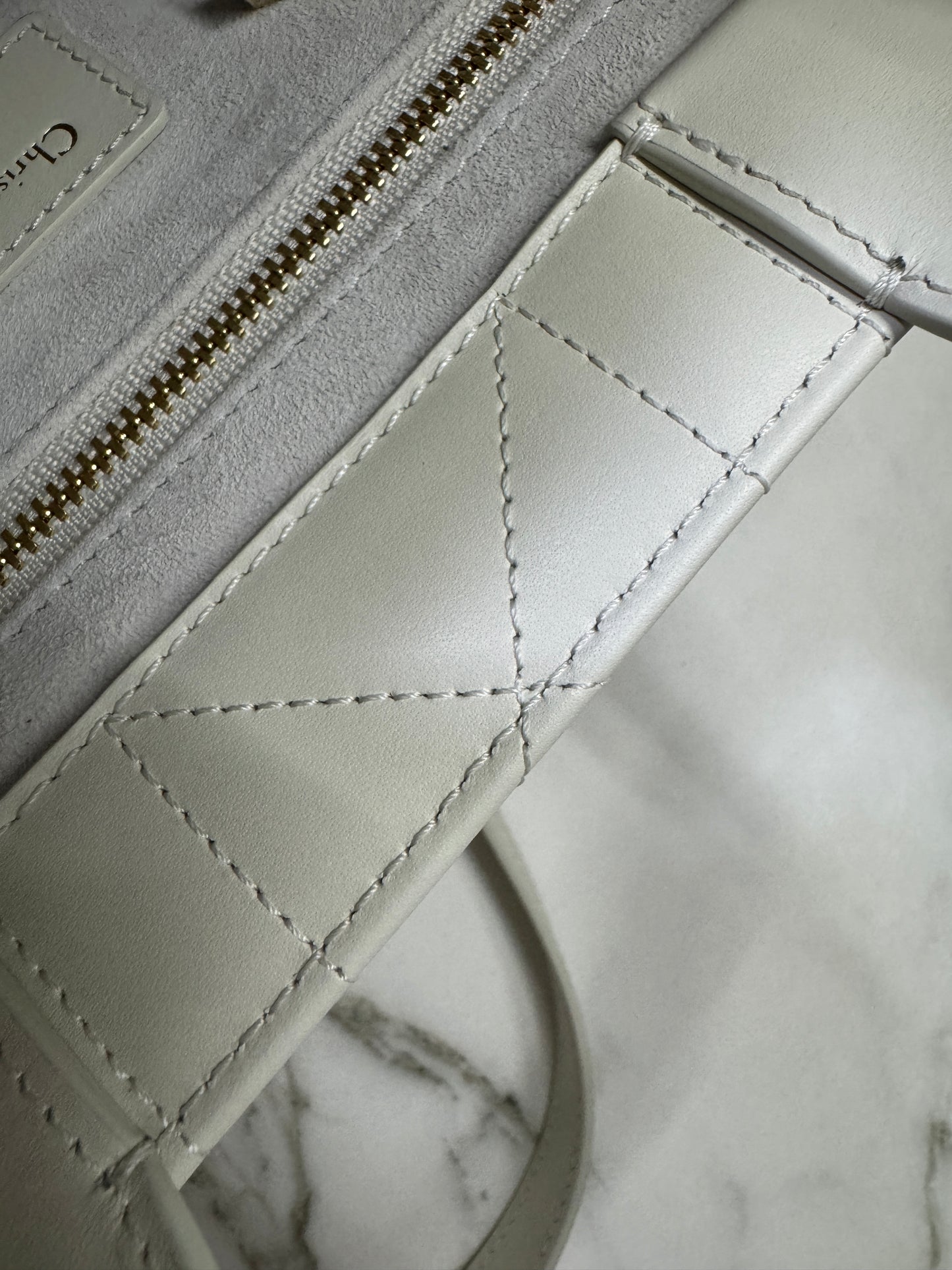 DIOR 全皮 Book Tote 奶白色小號