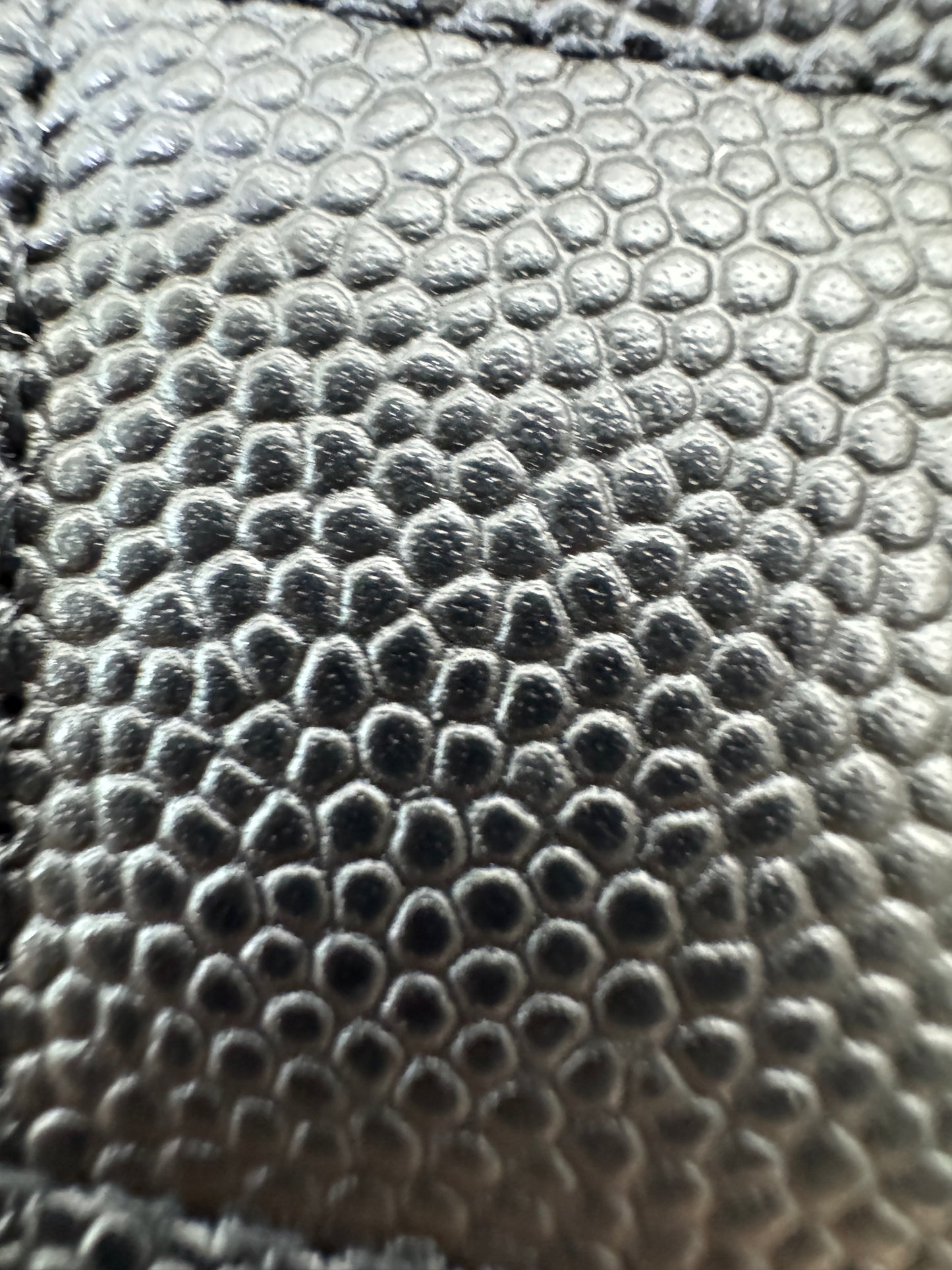 CHANEL 24B半鑽扣 加大零錢包 可放對摺紙幣