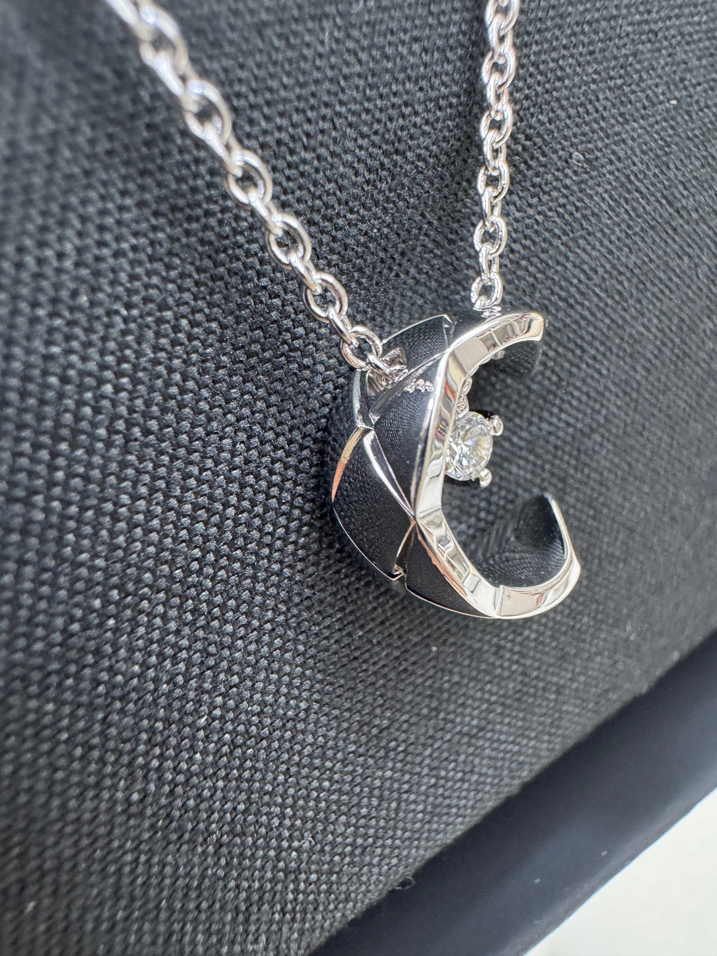 CHANEL Coco Crush 白金色 月亮項鏈