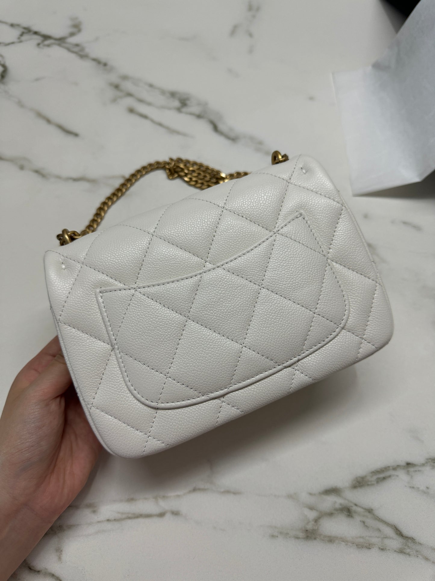 CHANEL 24P 愛心金球 白色 20cm 中號