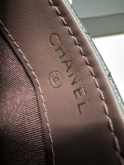 CHANEL 直版 黑色 淡金扣 Card Holder