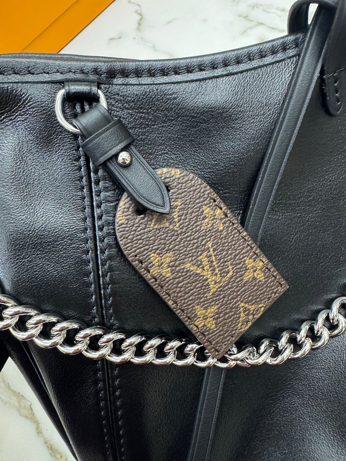 LV Carryall Cargo Vibe PM Black