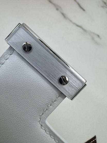 HERMES Mini Constance 新白色 銀扣 Evercolor 0U New White PHW