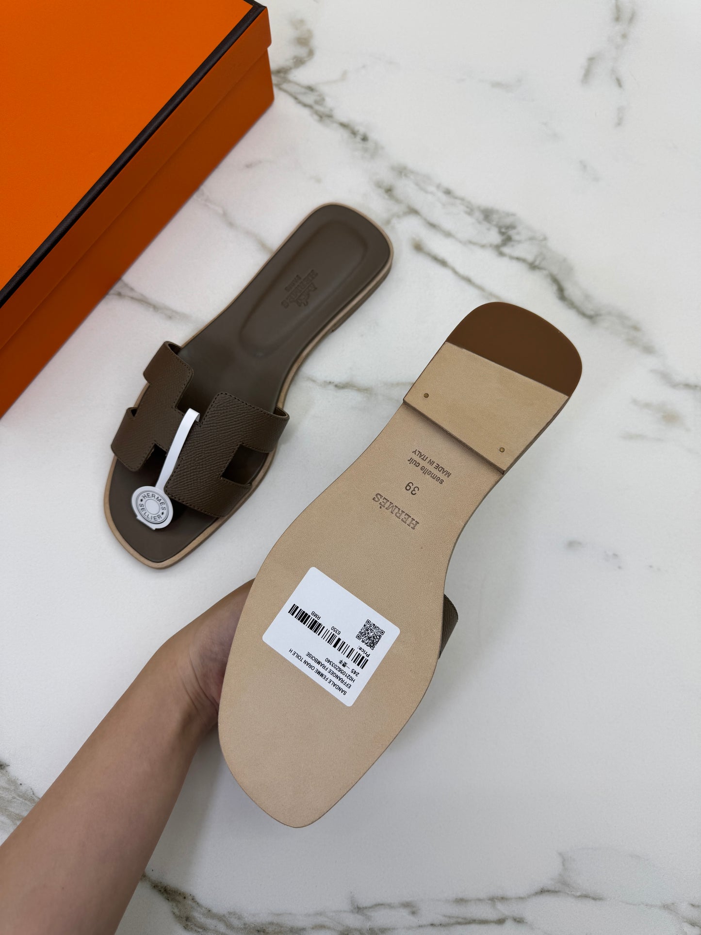 HERMES Oran 大象灰 Epsom