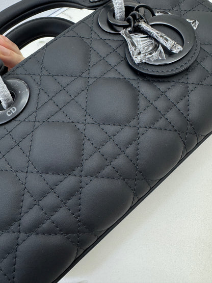 DIOR D-joy Small Matte Black