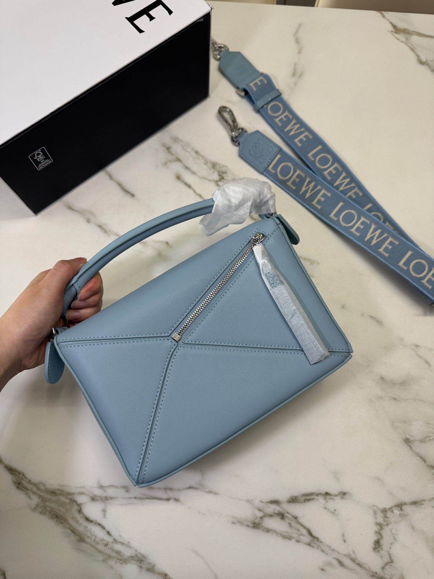 LOEWE Puzzle Small 天藍色