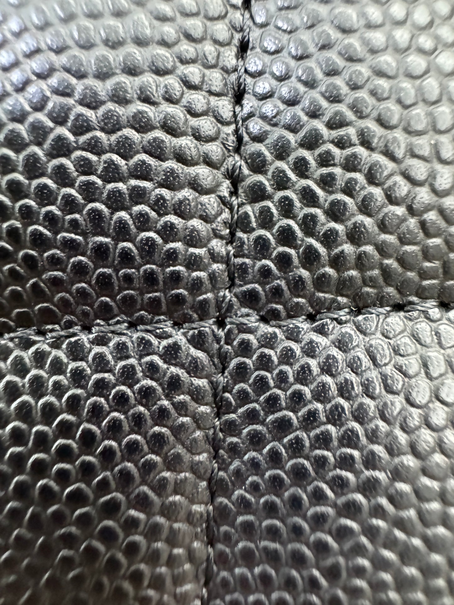 CHANEL 24B半鑽扣 加大零錢包 可放對摺紙幣