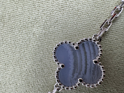 VCA Vintage Alhambra 五花藍玉髓手鏈