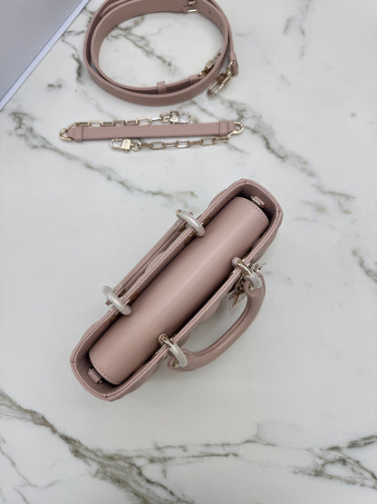 DIOR D-joy Small 胭脂粉 Powder Pink