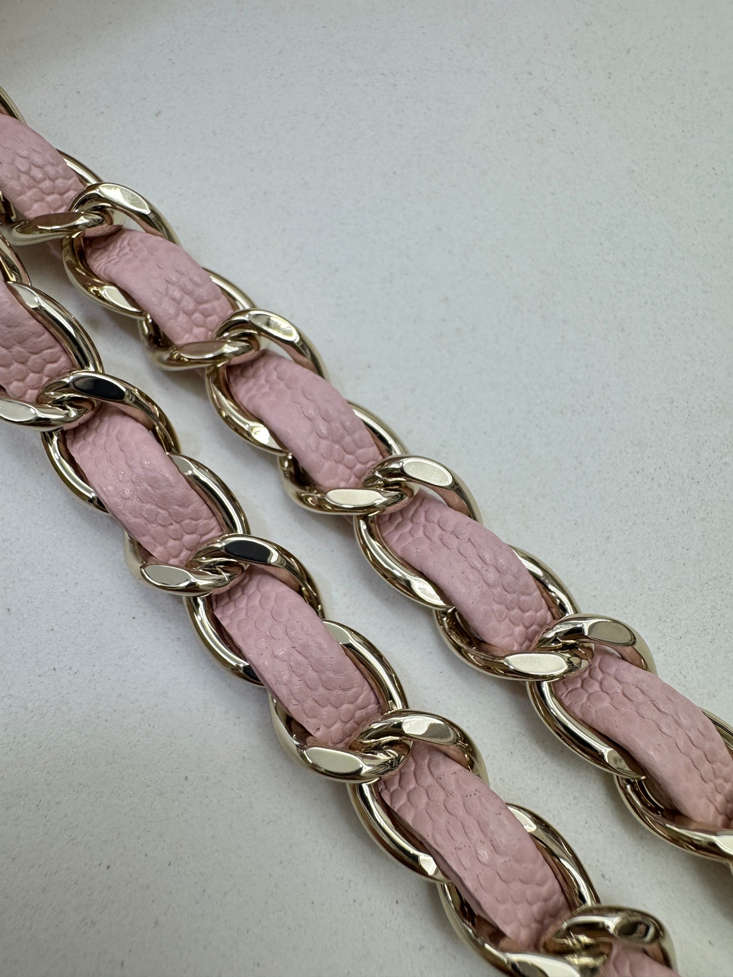 CHANEL 22B櫻花粉 CF23 Small Sakura Pink