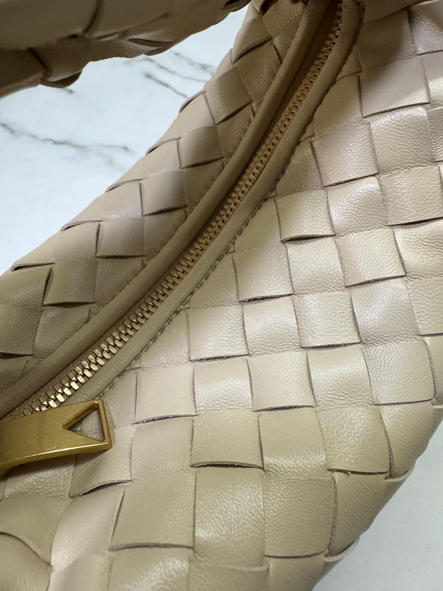 BV Mini Jodie 燕麥色 Porridge