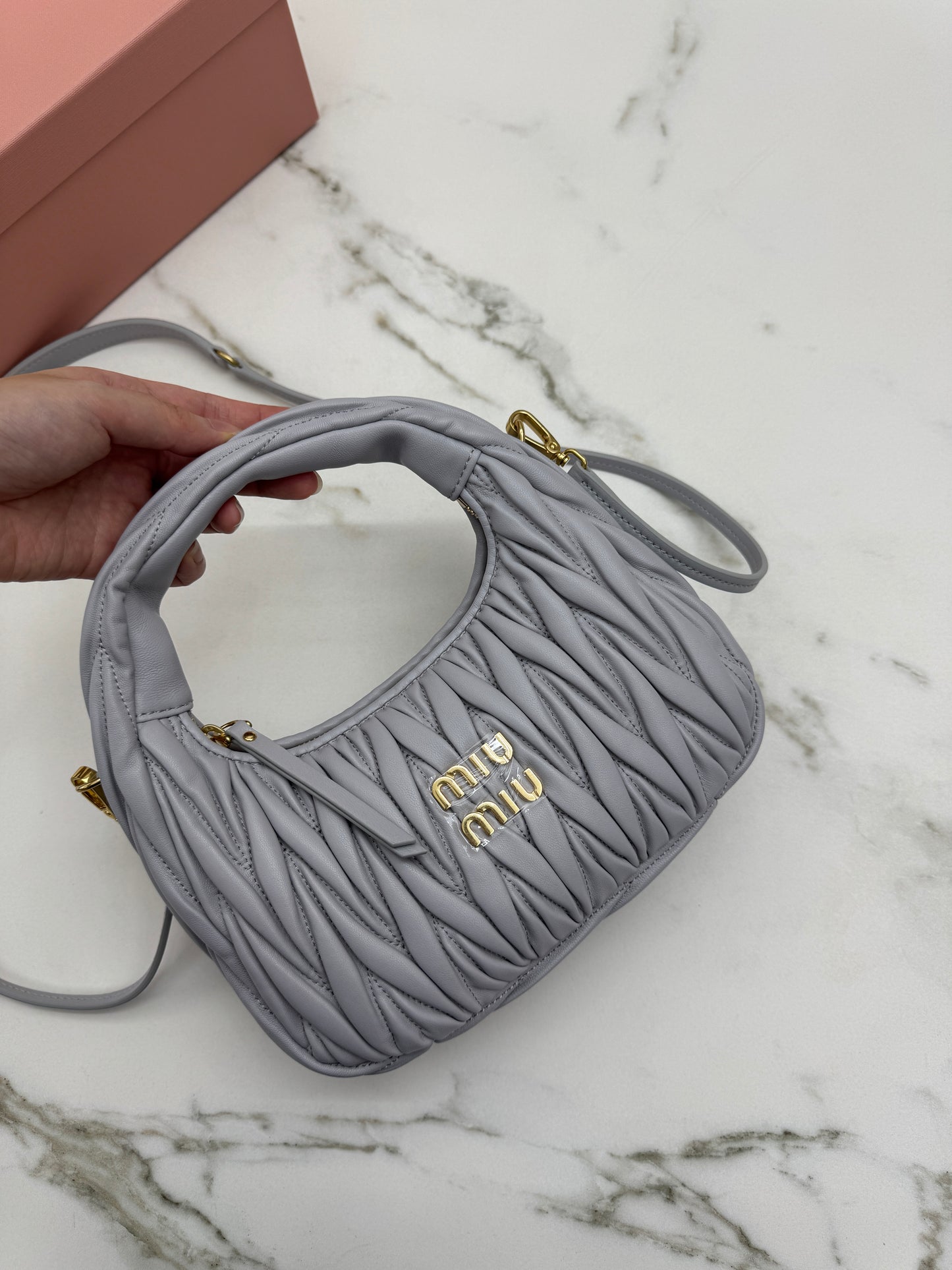 MIU MIU Wander Small 霧霾藍