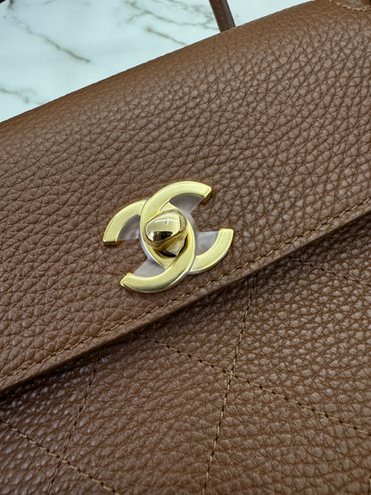 CHANEL 26S Shopping Bag 法棍包 焦糖棕