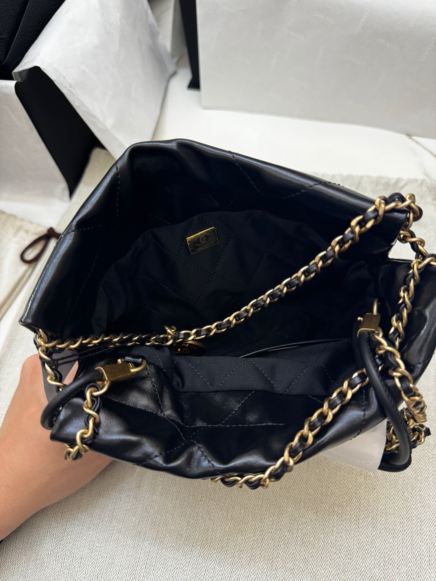 CHANEL Mini 22bag 黑金