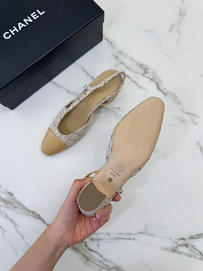 CHANEL 21P 杏色拼米黃紫Tweed Slingback