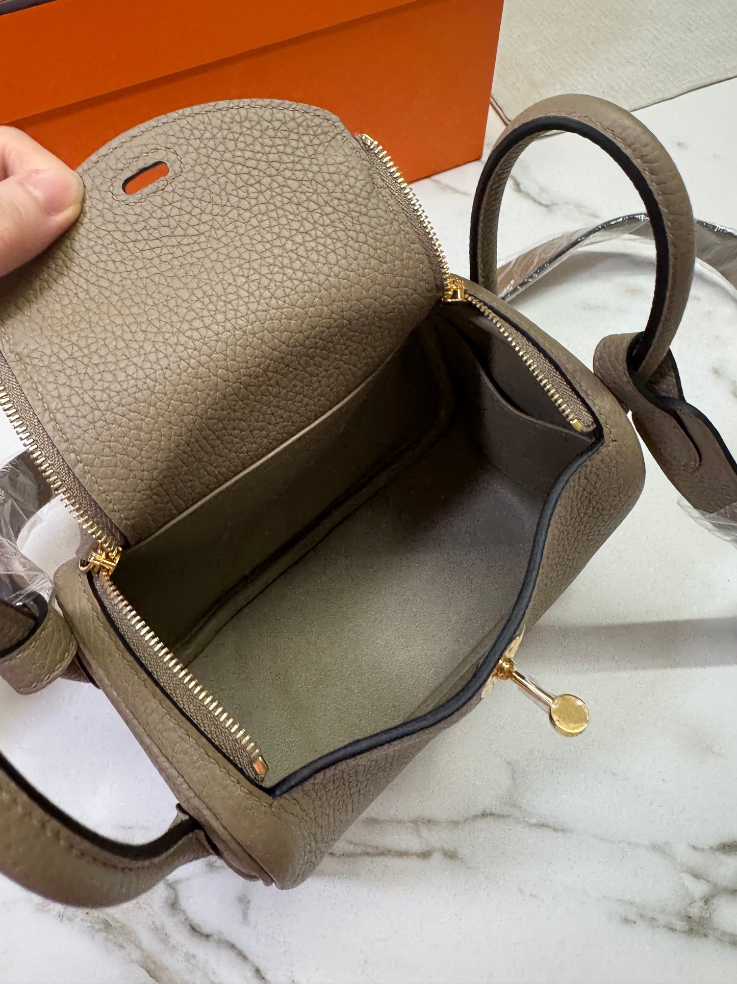 HERMES Mini Lindy II 馬爾淺米 金扣 TC