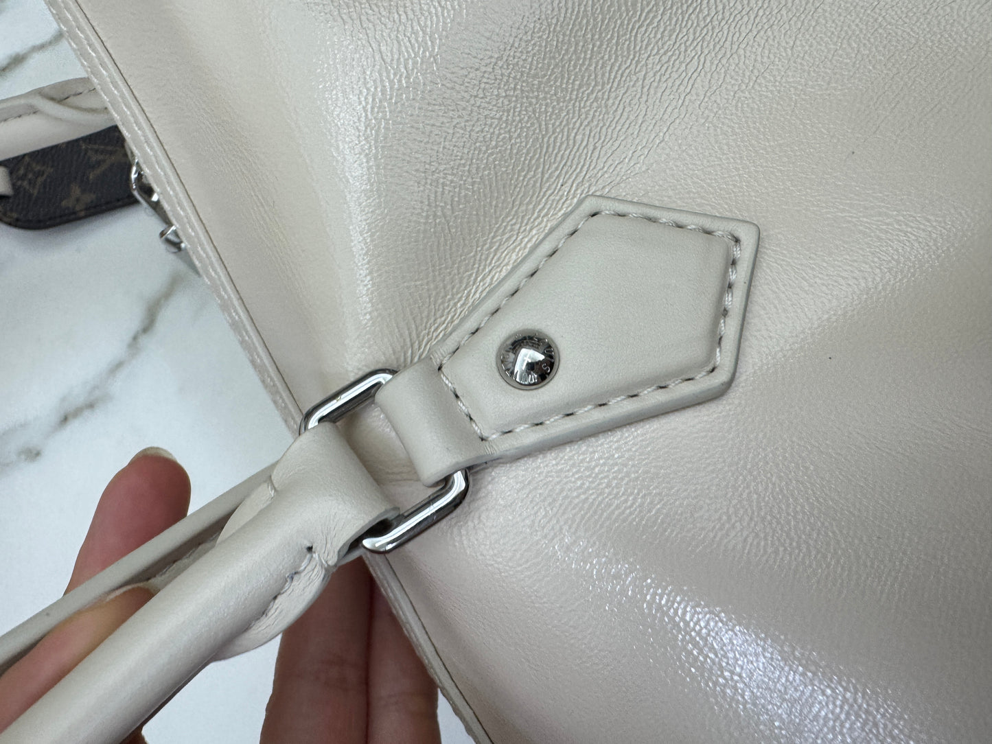LV Speedy Cargo Vibe 白色油臘皮