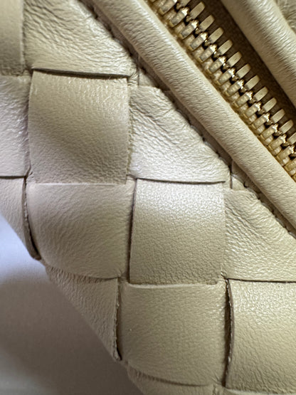 BV Mini Jodie 燕麥色 Porridge