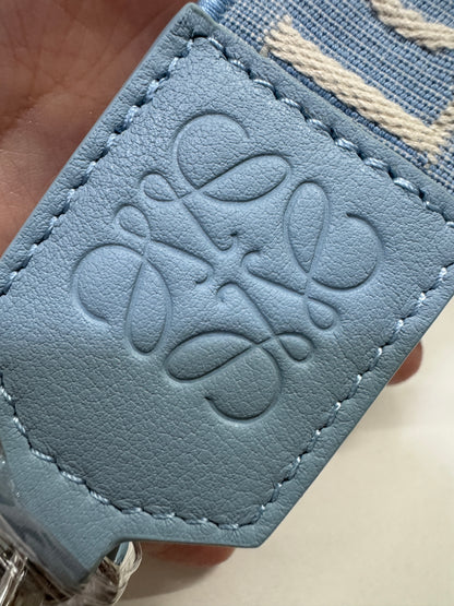 LOEWE Puzzle Small 天藍色