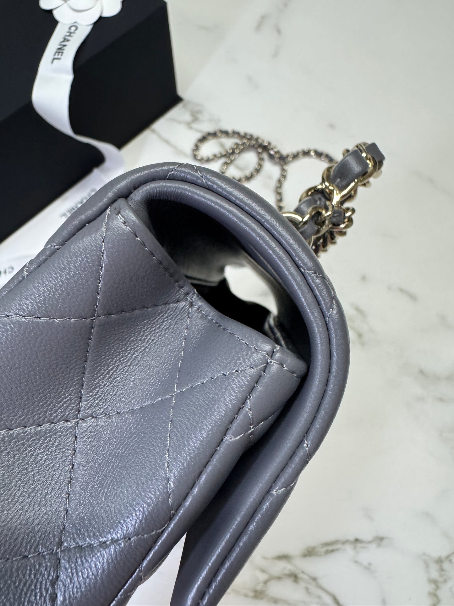 CHANEL 23K Mini CF with Top Handle 手柄CF 深灰色羊皮