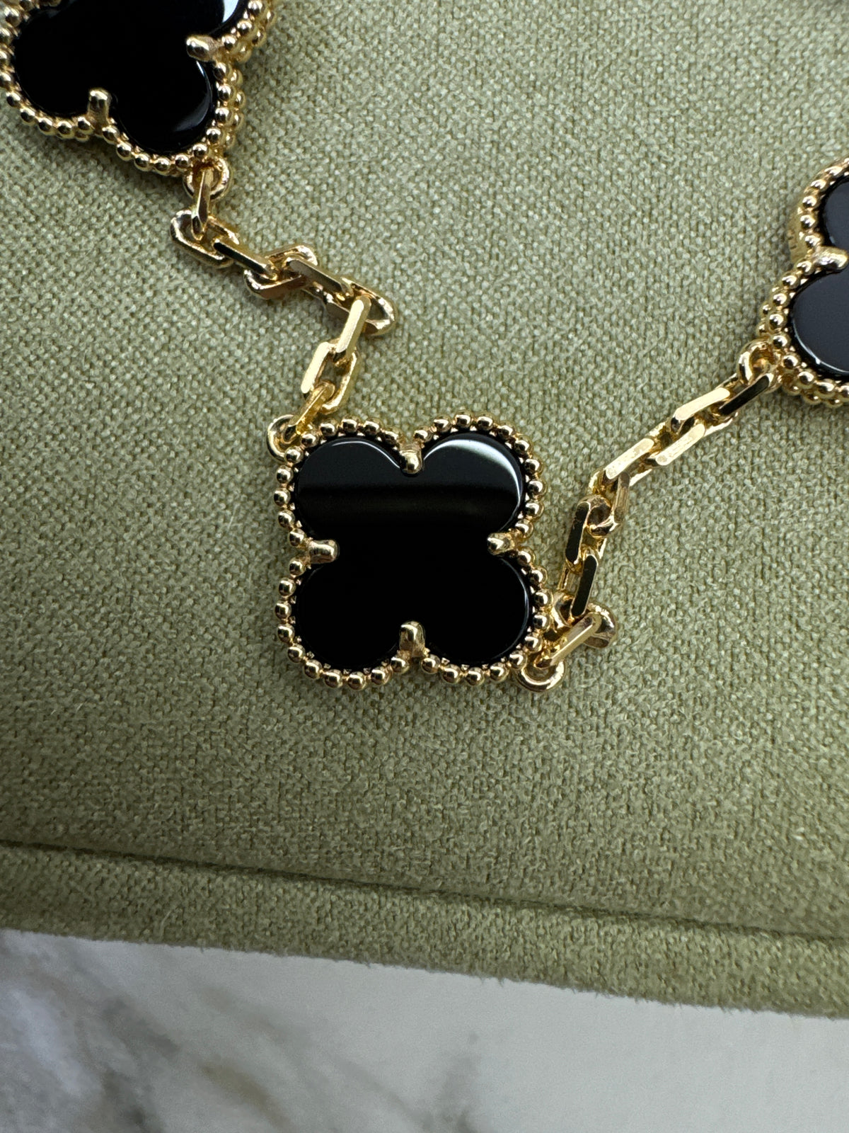VCA Vintage Alhambra Bracelet 黑玉髓