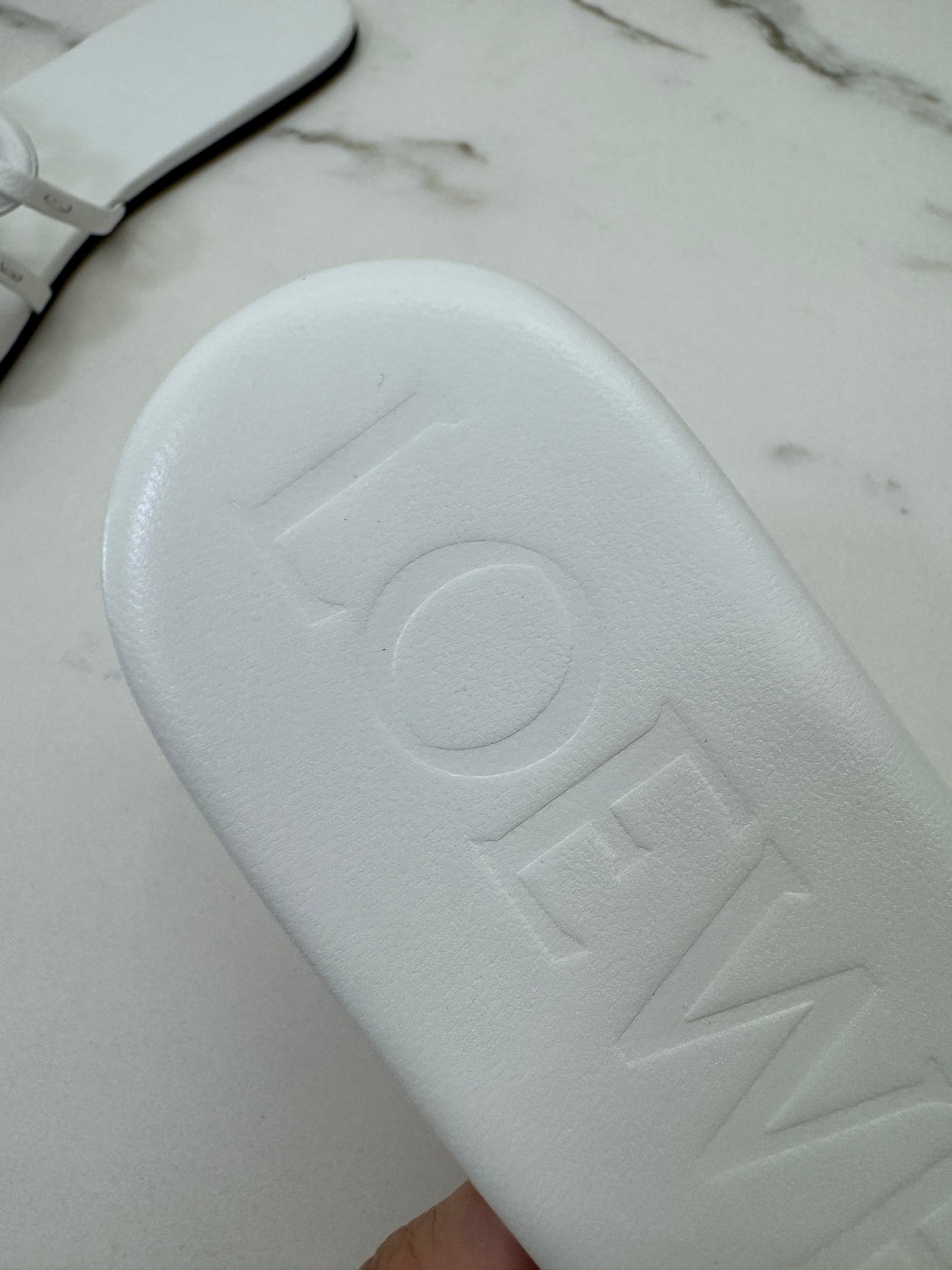 LOEWE Anagram 拖鞋