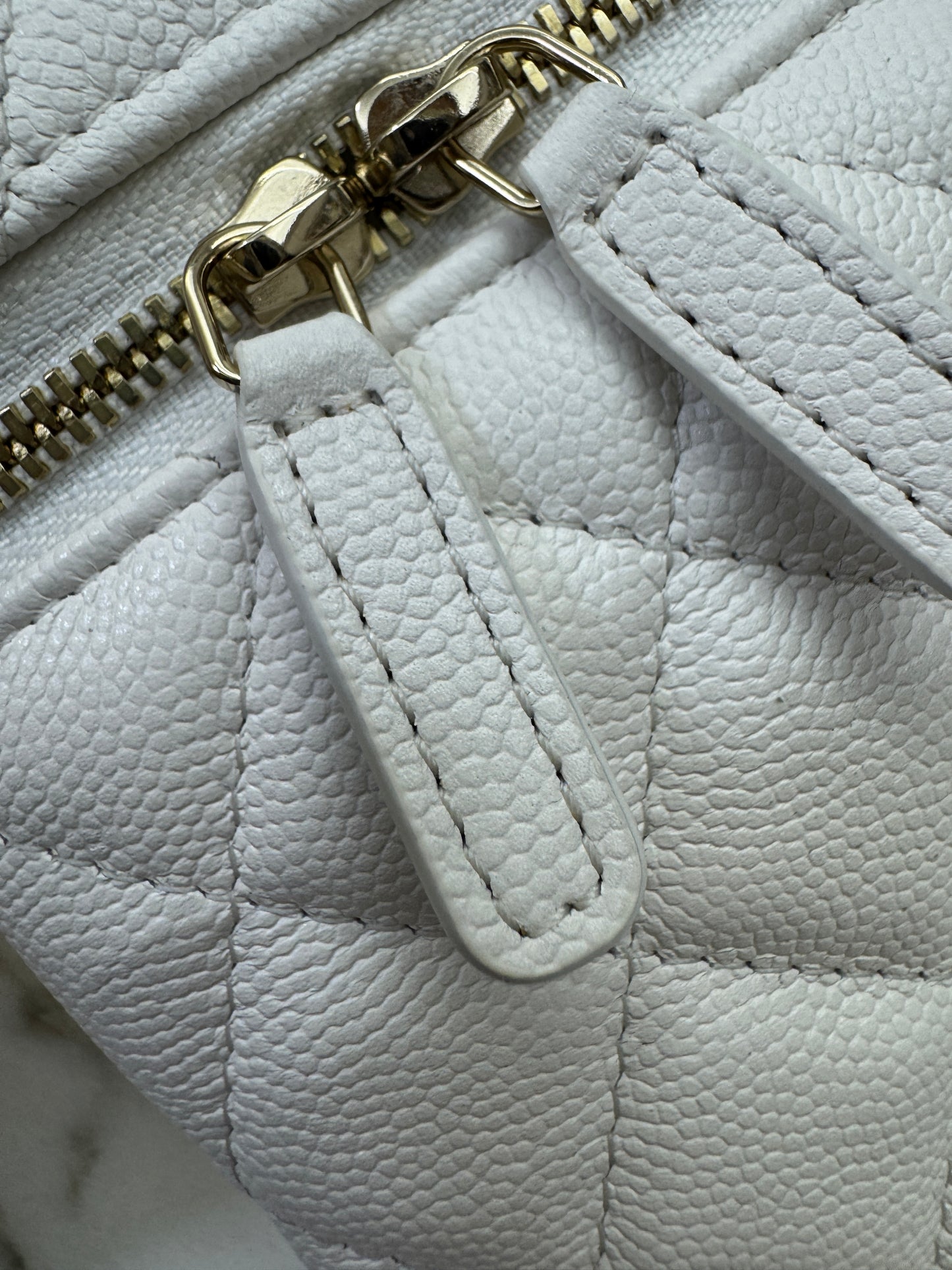 CHANEL 25C LP盒子包 白色 Vanity