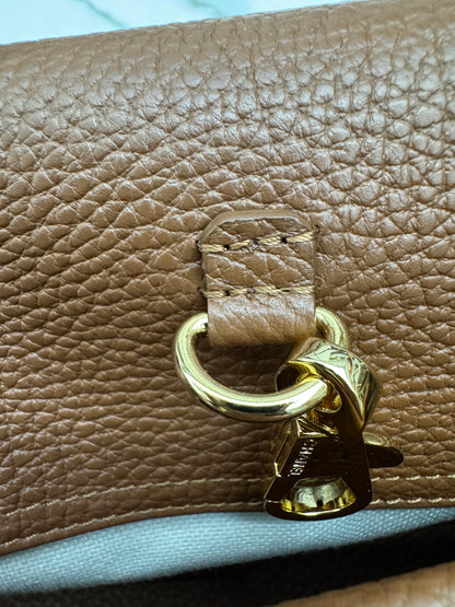 CHANEL 26S Shopping Bag 法棍包 焦糖棕