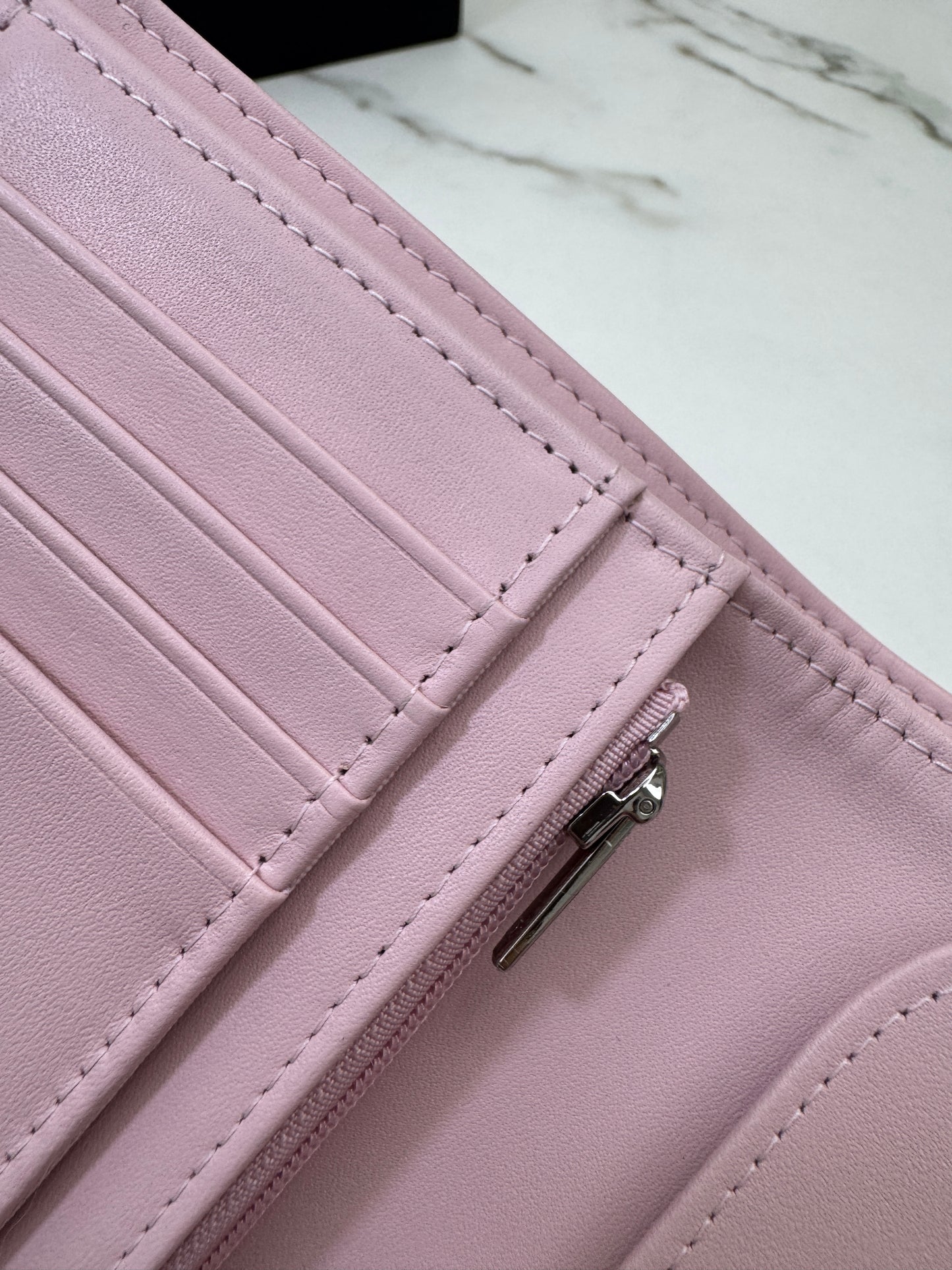 CHANEL Passport Holder 粉紅色