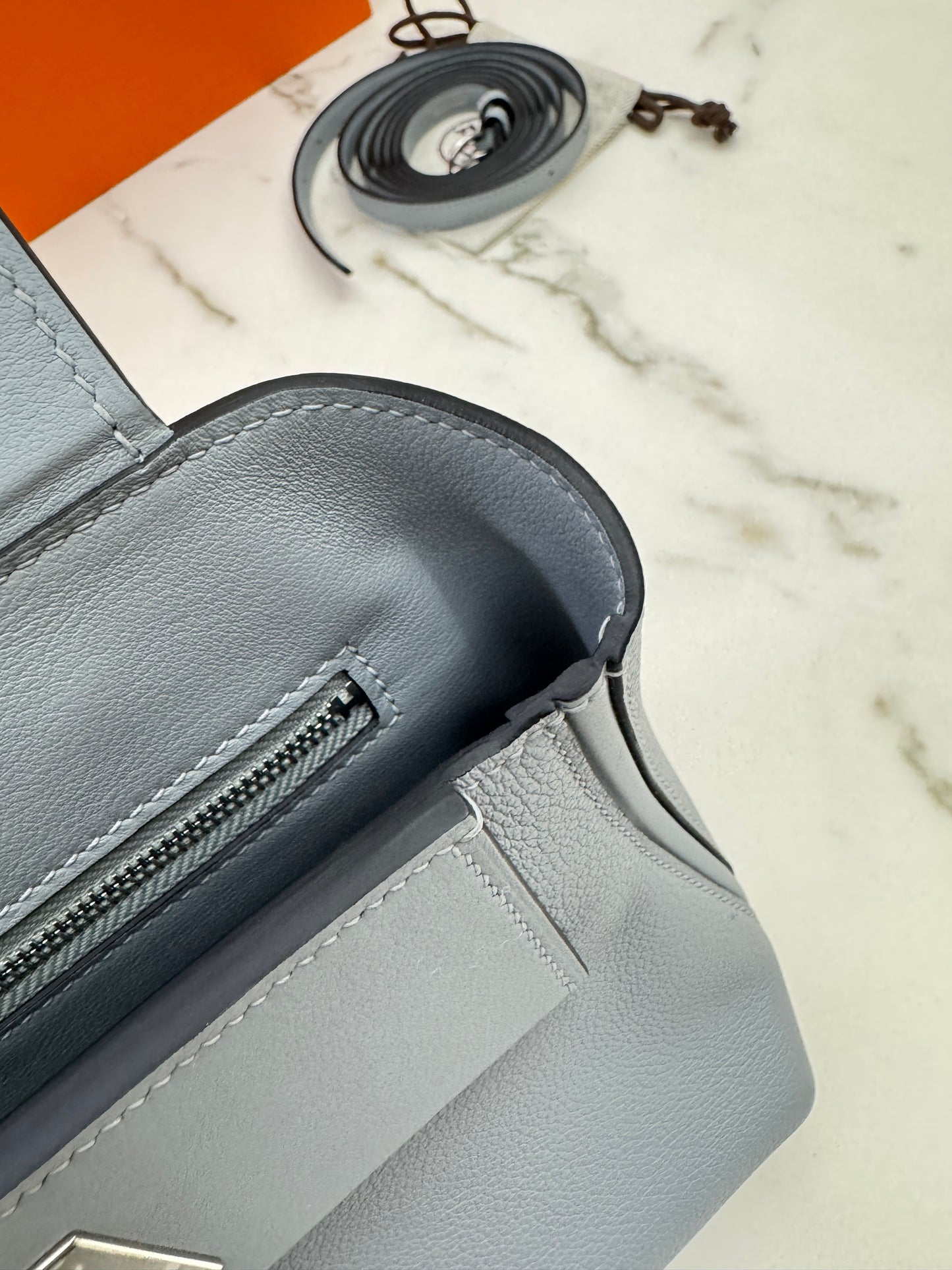 HERMES Mini 2424 木偶灰銀扣 Evercolor Gris Platin PHW